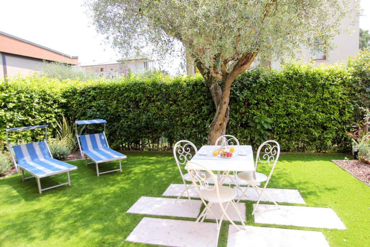 Maison Olive Desenzano del Garda Exterior photo